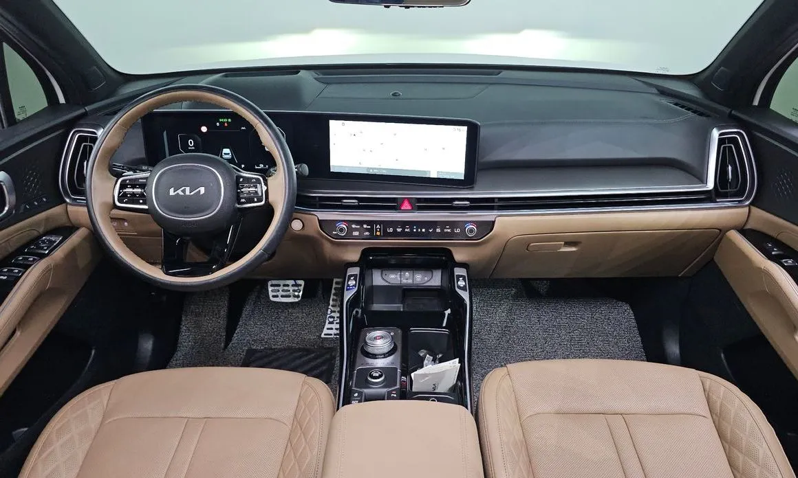 Kia Sorento — фото 6