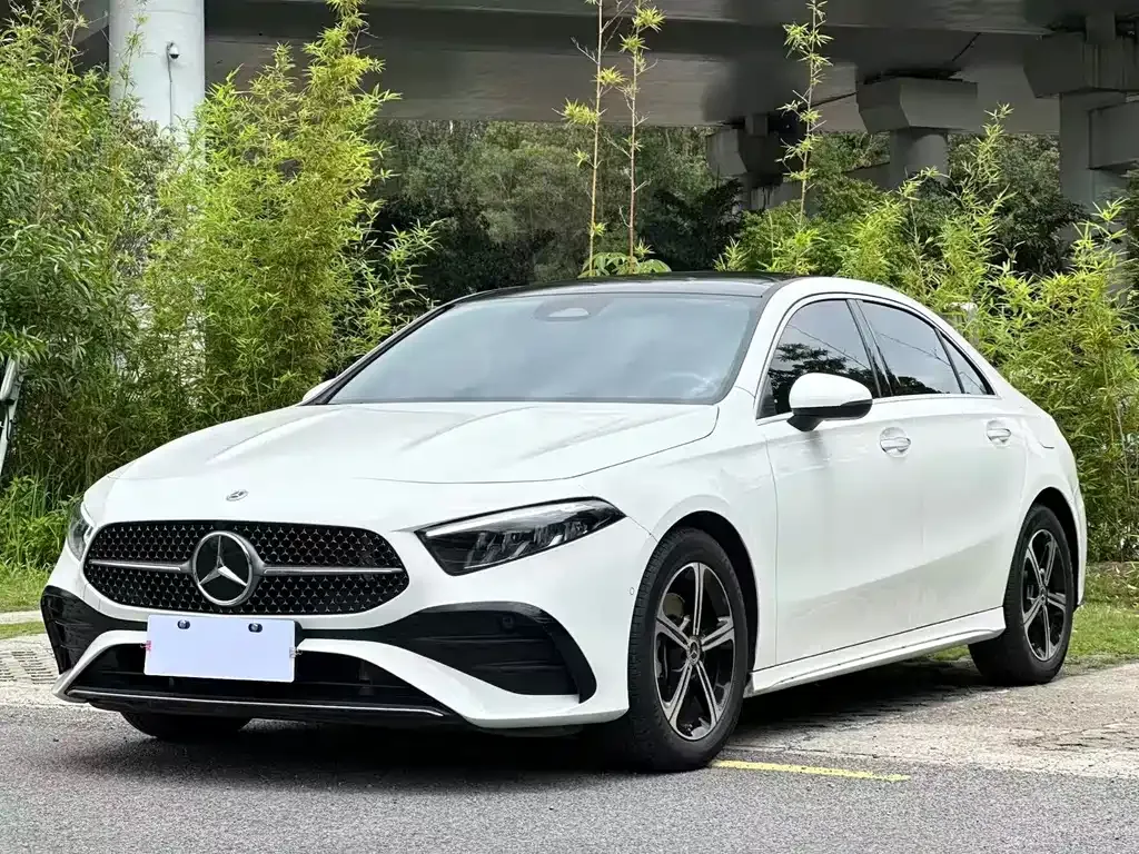 Mercedes-Benz A-Class — фото 1