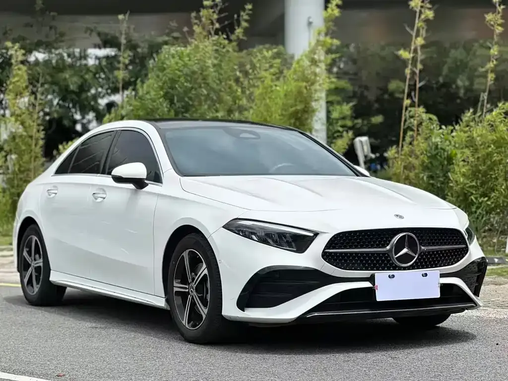Mercedes-Benz A-Class — фото 7