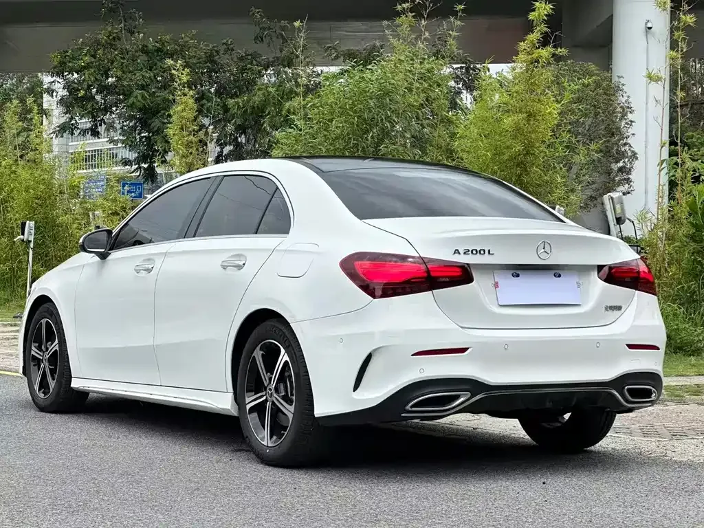 Mercedes-Benz A-Class — фото 9