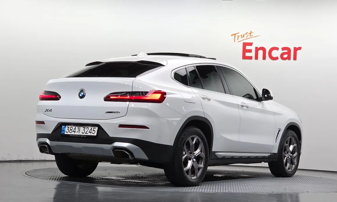 BMW X4 — фото 4