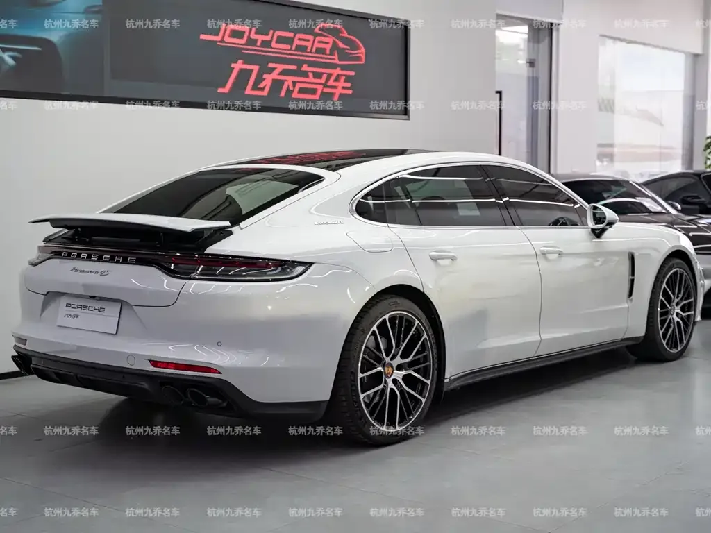 Porsche Panamera — фото 4