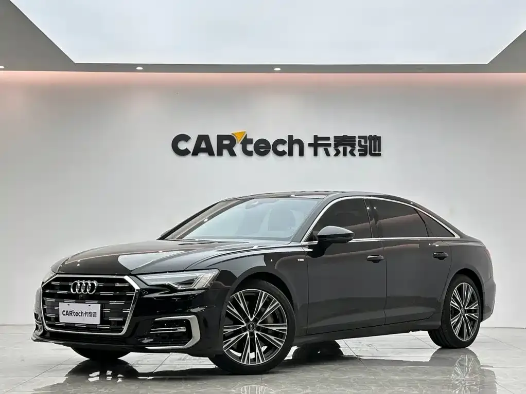 Audi A6L — фото 1