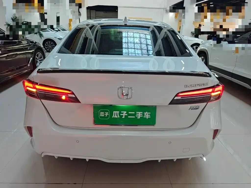Honda Inspire — фото 8