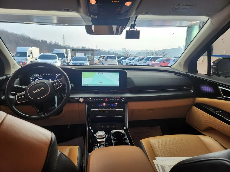 Kia Carnival — фото 10