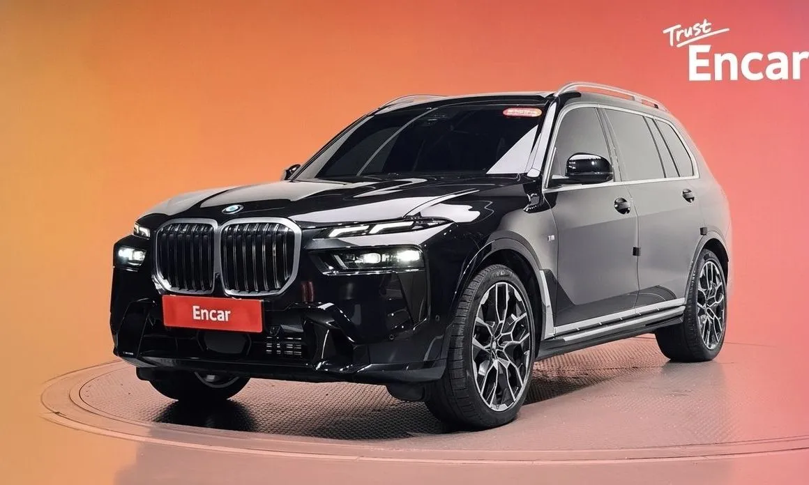 BMW X7 — фото 1