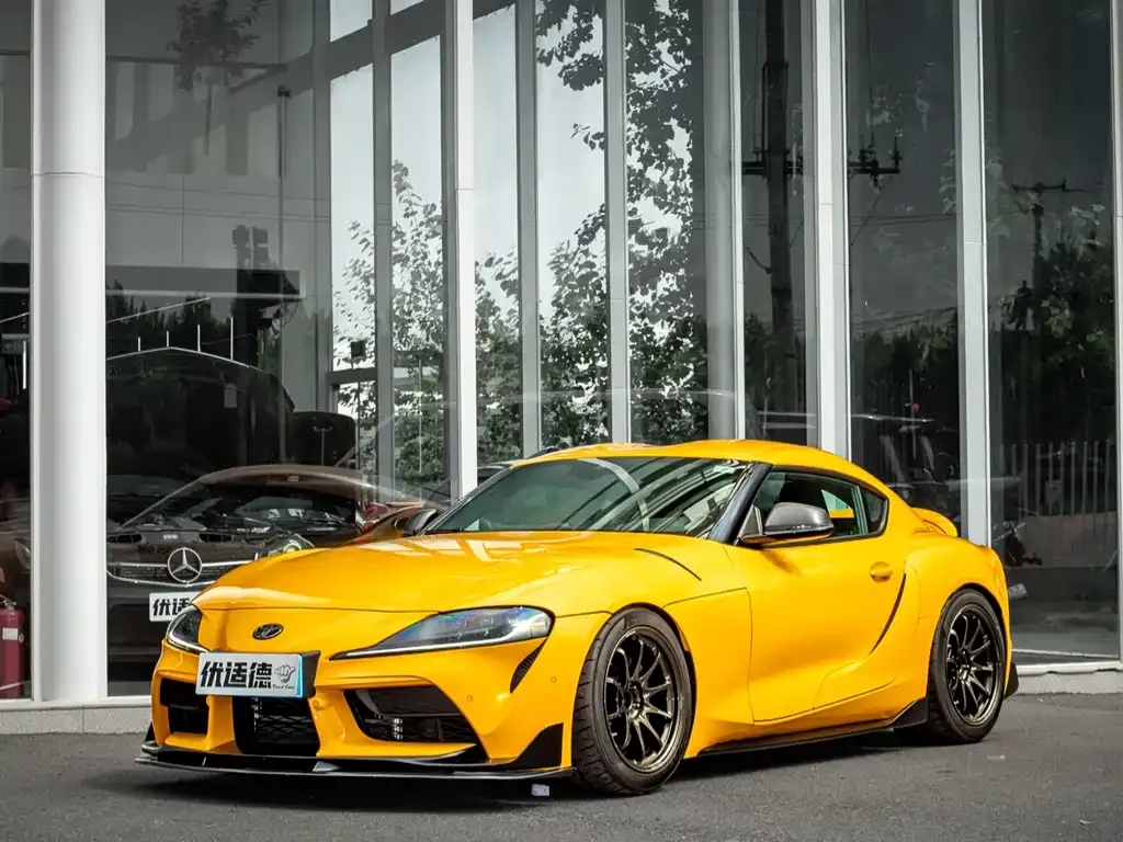 Toyota Supra — фото 1