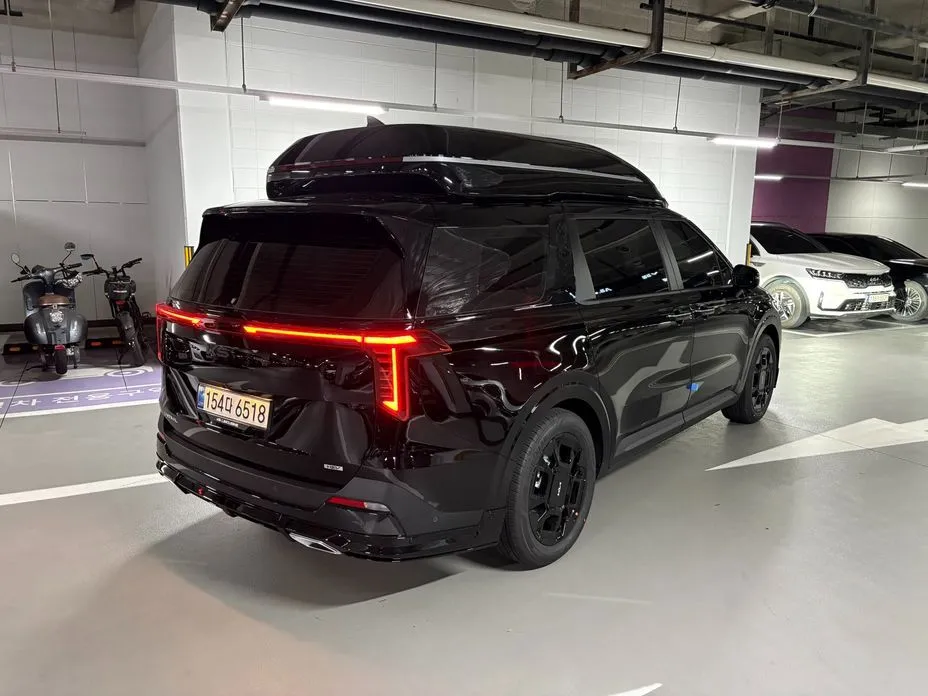 Kia Carnival — фото 2
