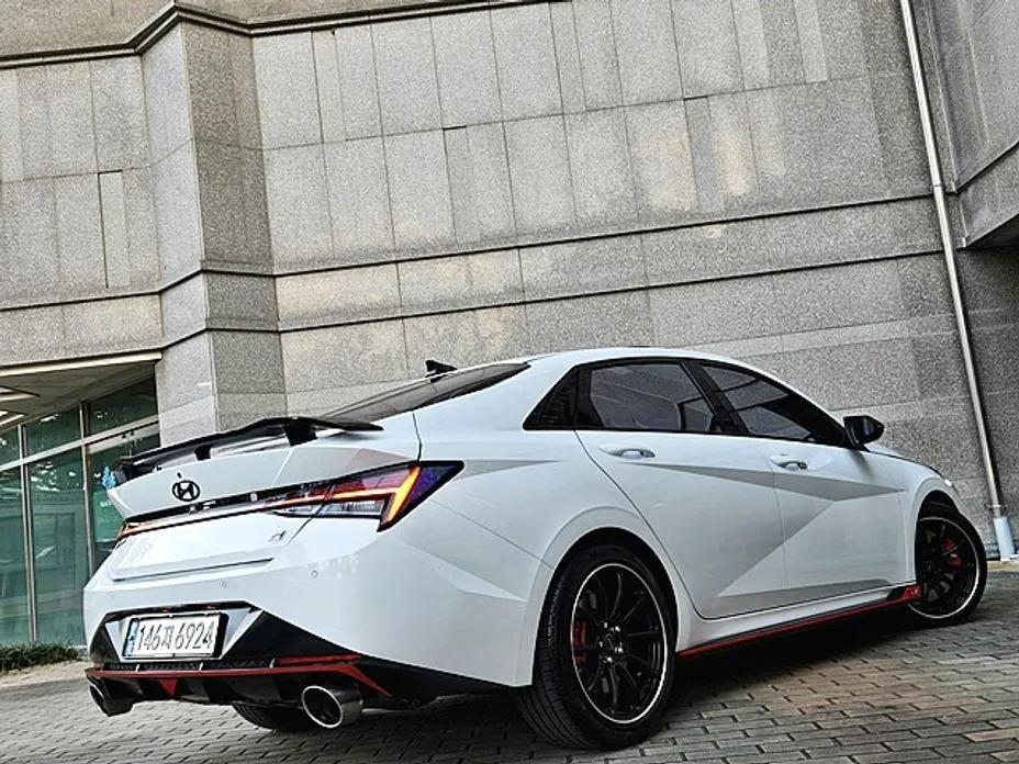 Hyundai AVANTE — фото 4