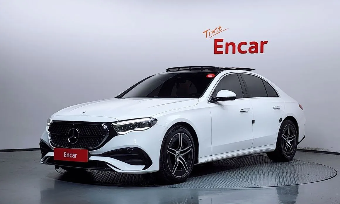 Mercedes-Benz E-Class — фото 1