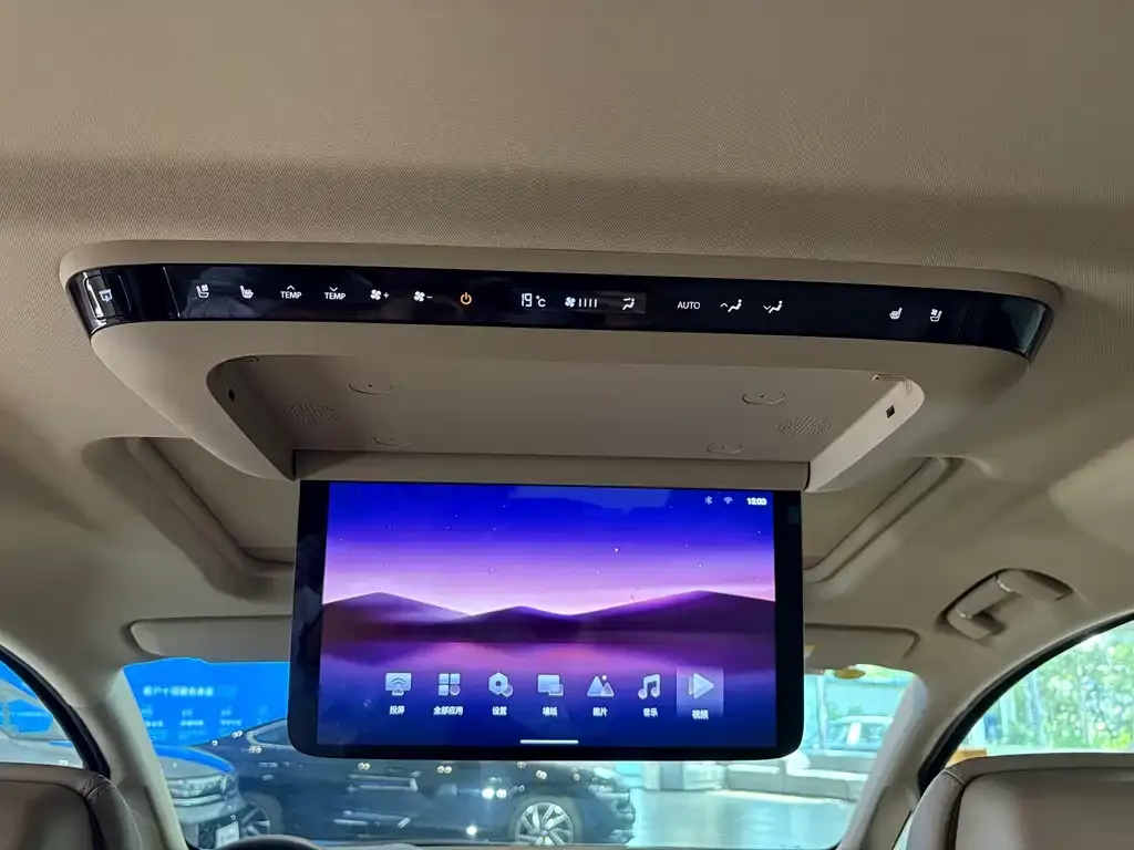 Buick GL8 Hybrid — фото 9