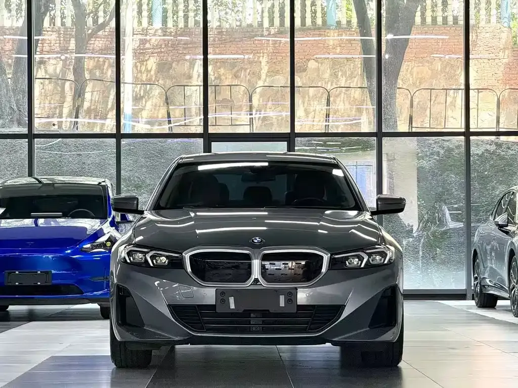 BMW i3 — фото 4