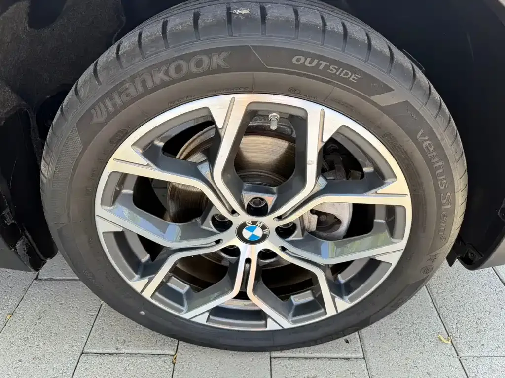 BMW X1 — фото 2