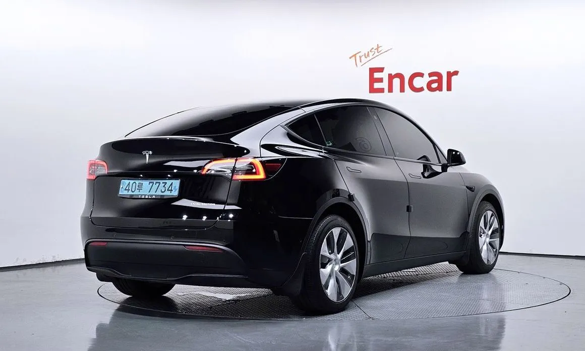 Tesla Model Y — фото 3