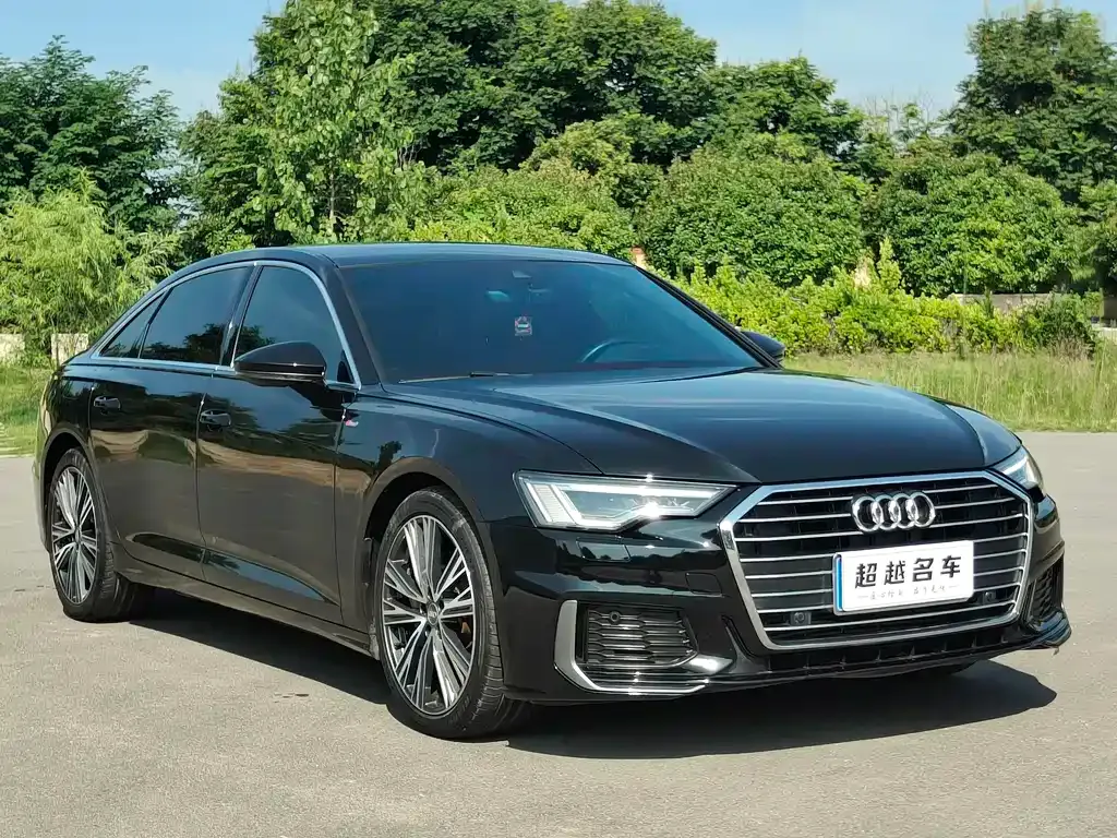 Audi A6L — фото 9