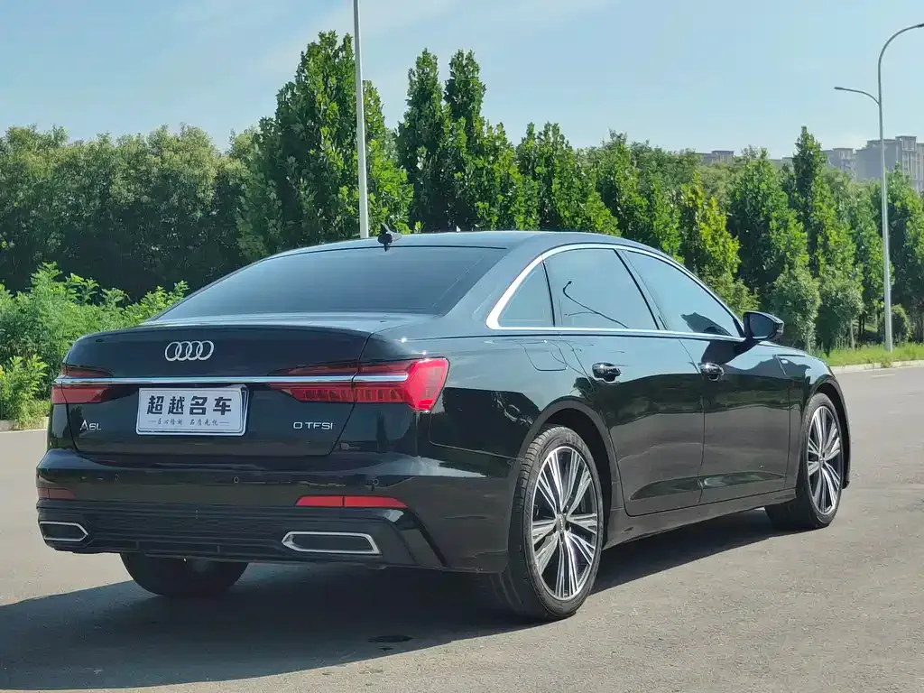 Audi A6L — фото 5