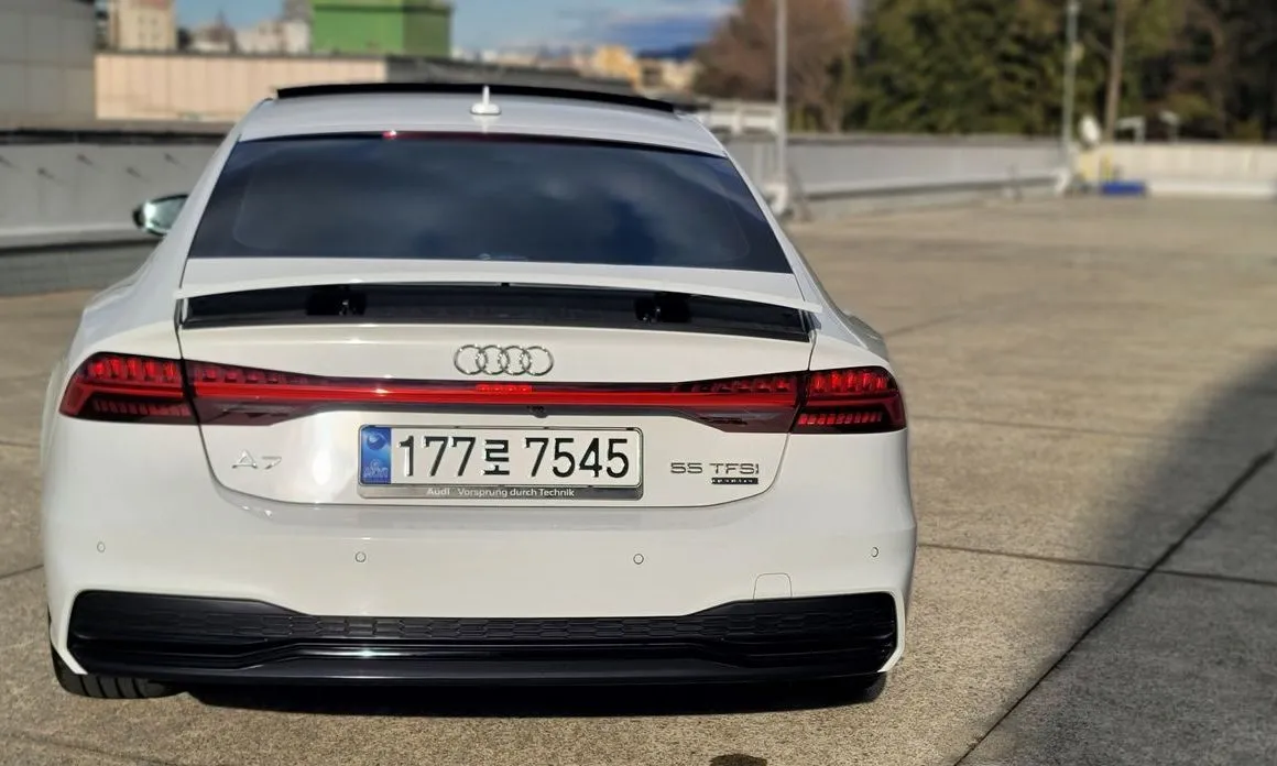 Audi A7 — фото 9