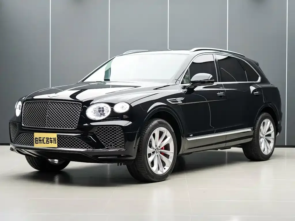 Bentley Bentayga — фото 1