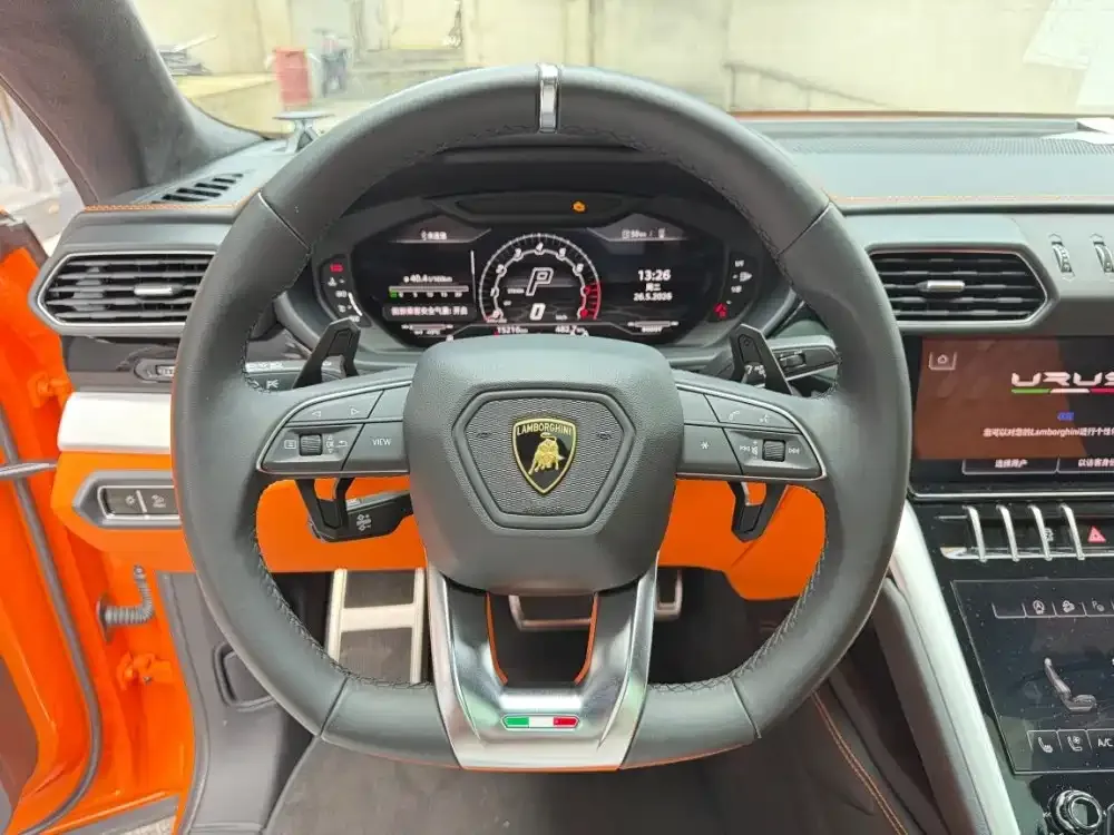 Lamborghini Urus — фото 3