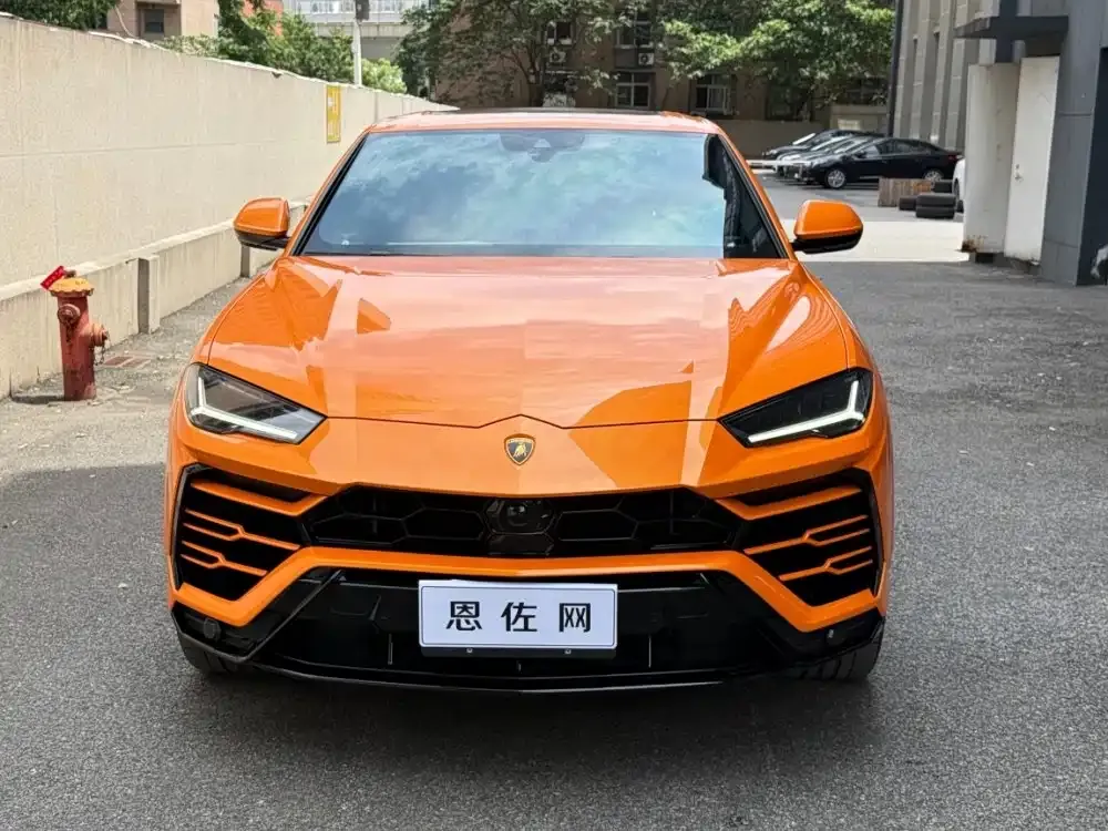 Lamborghini Urus — фото 6