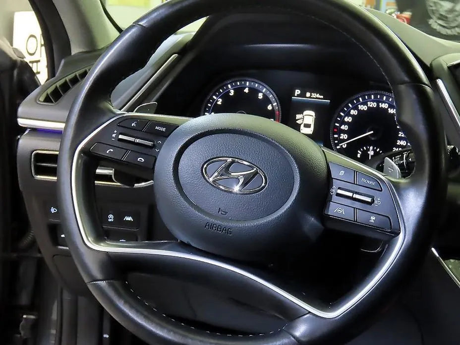Hyundai Sonata — фото 8