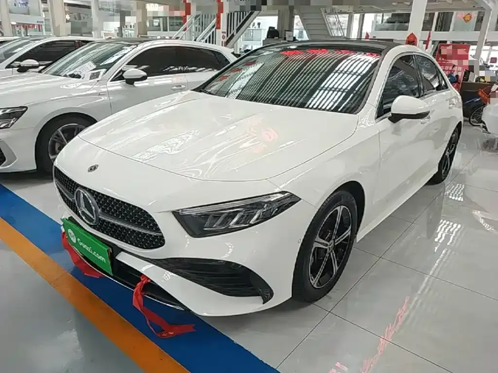 Mercedes-Benz A-Class — фото 1