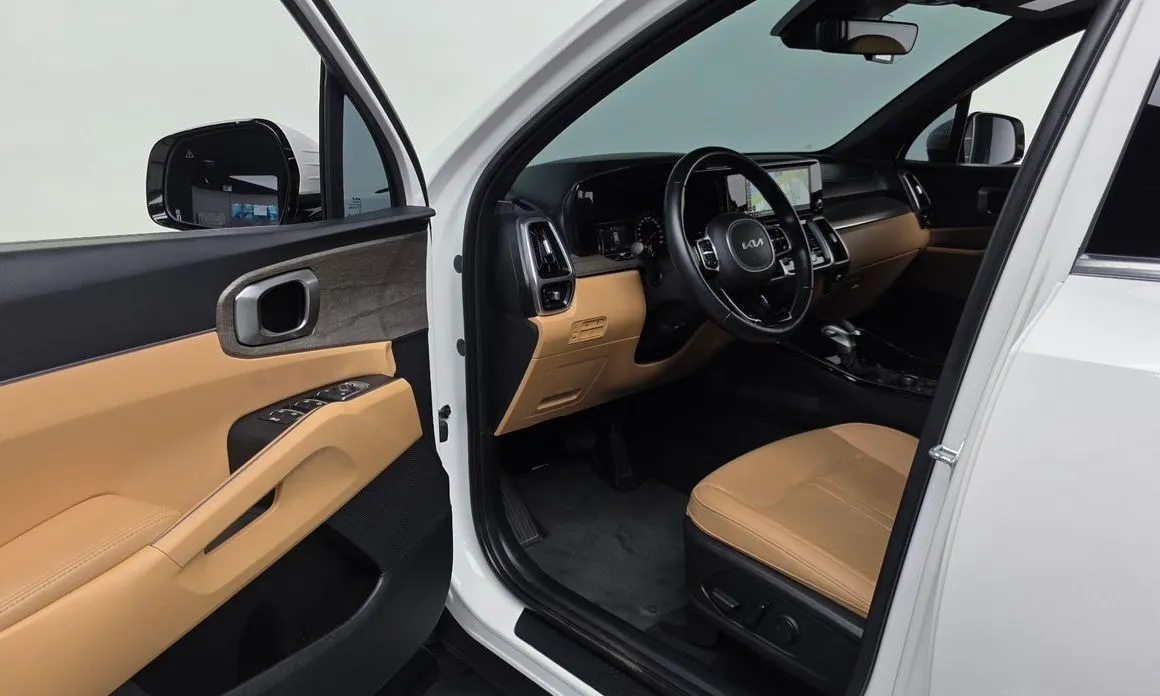 Kia Sorento — фото 6