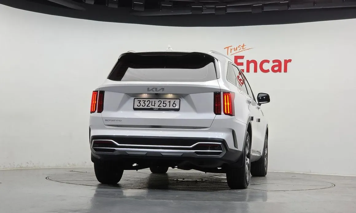 Kia Sorento — фото 4