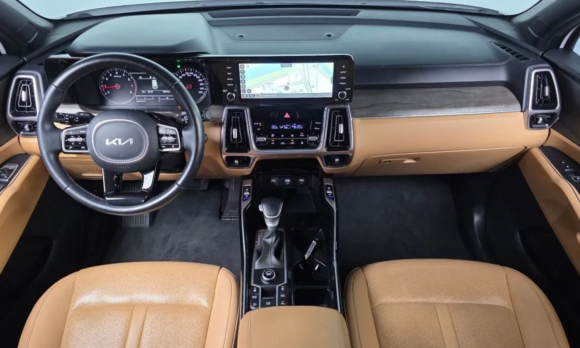 Kia Sorento — фото 9