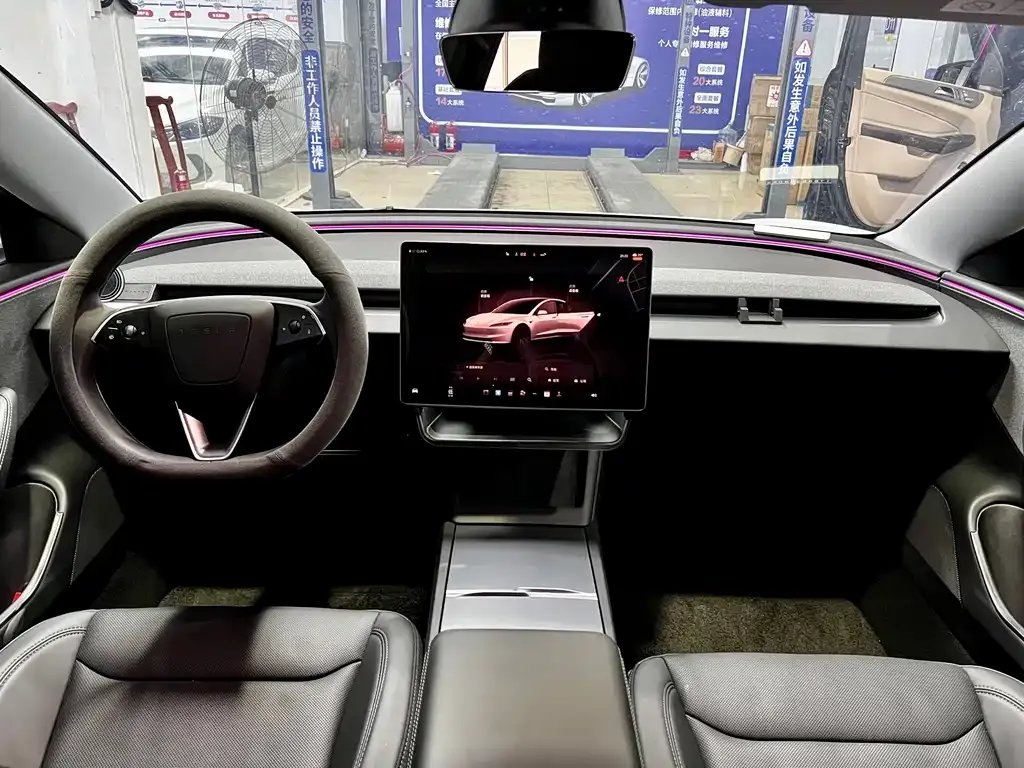 Tesla Model 3 — фото 4