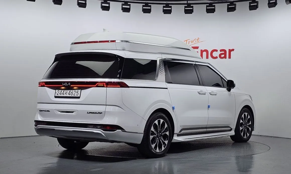 Kia Carnival — фото 2