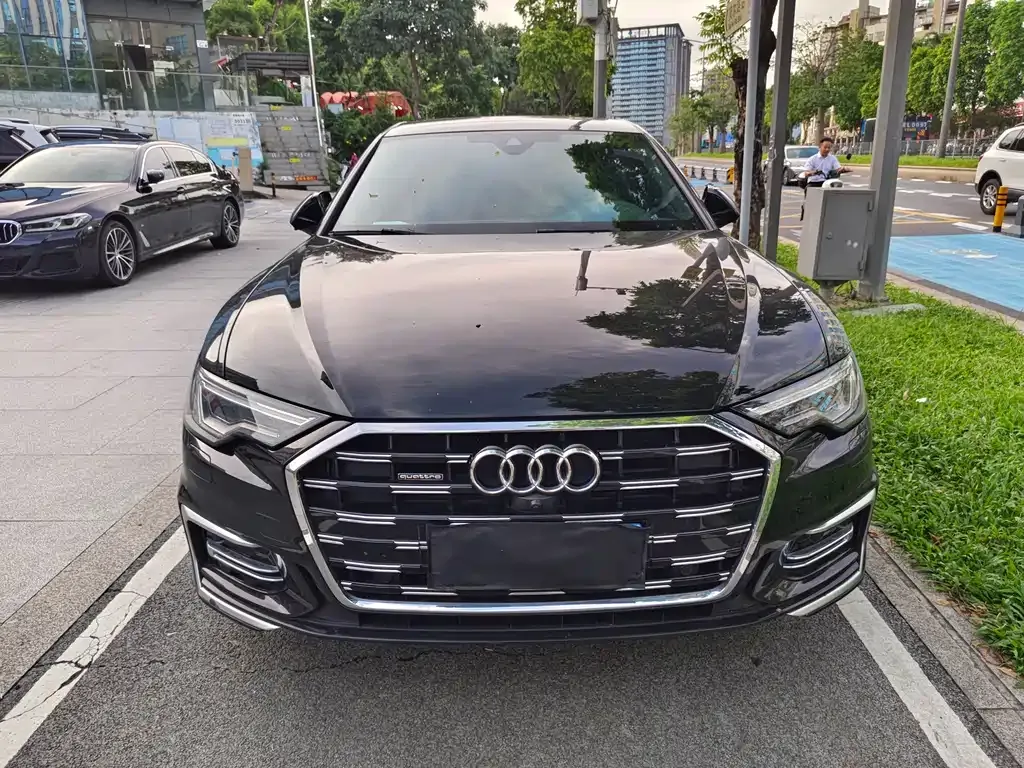 Audi A6L — фото 5