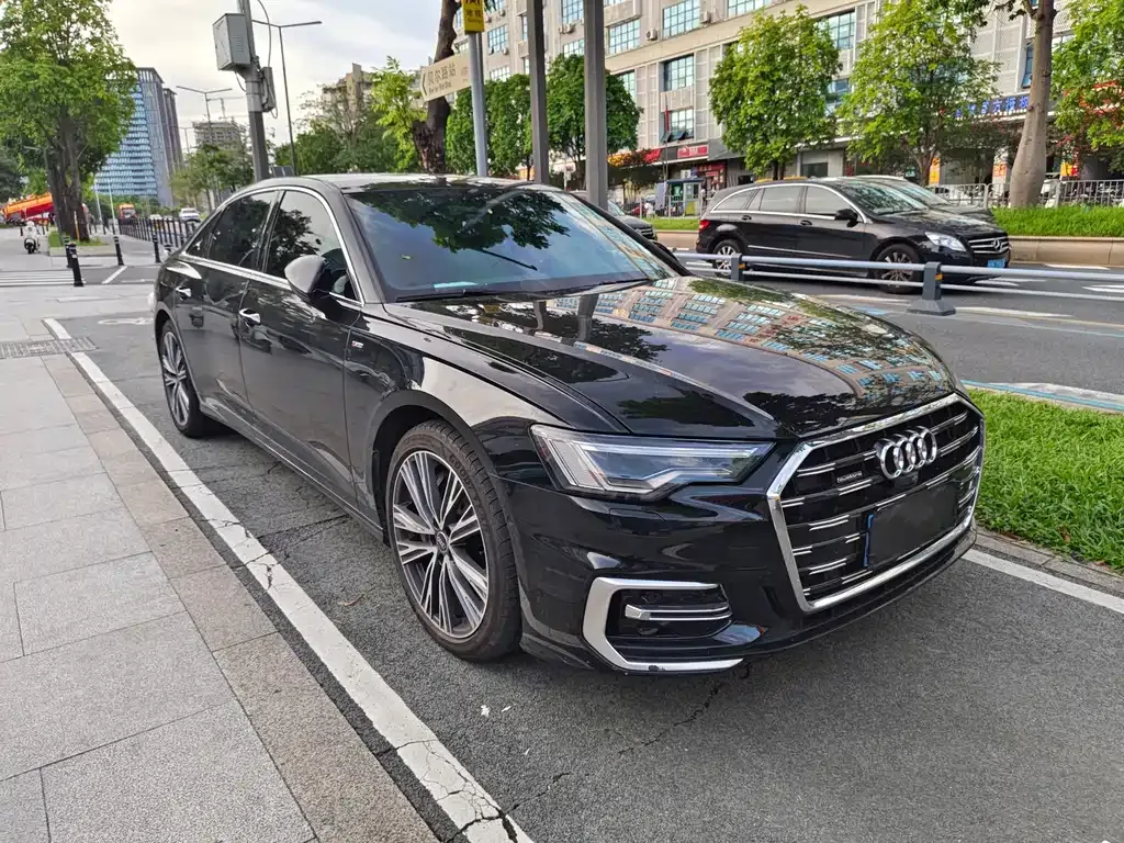 Audi A6L — фото 6