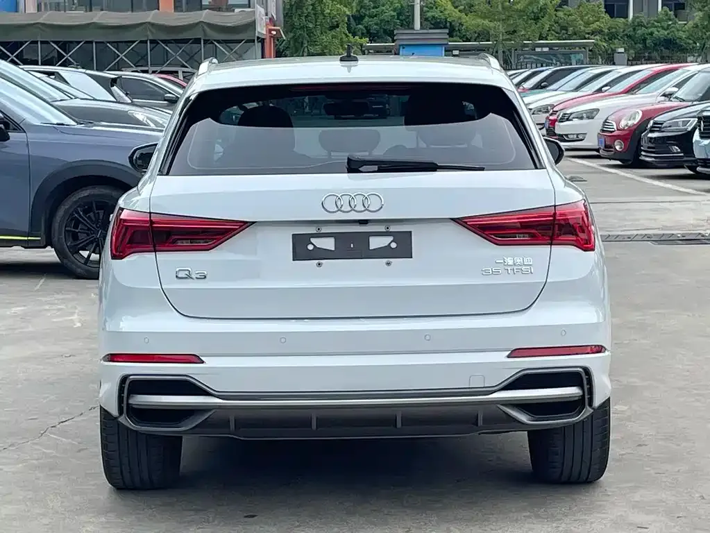 Audi Q3 — фото 8