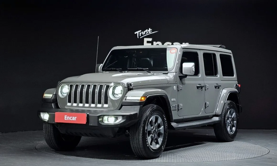 Jeep Wrangler — фото 1