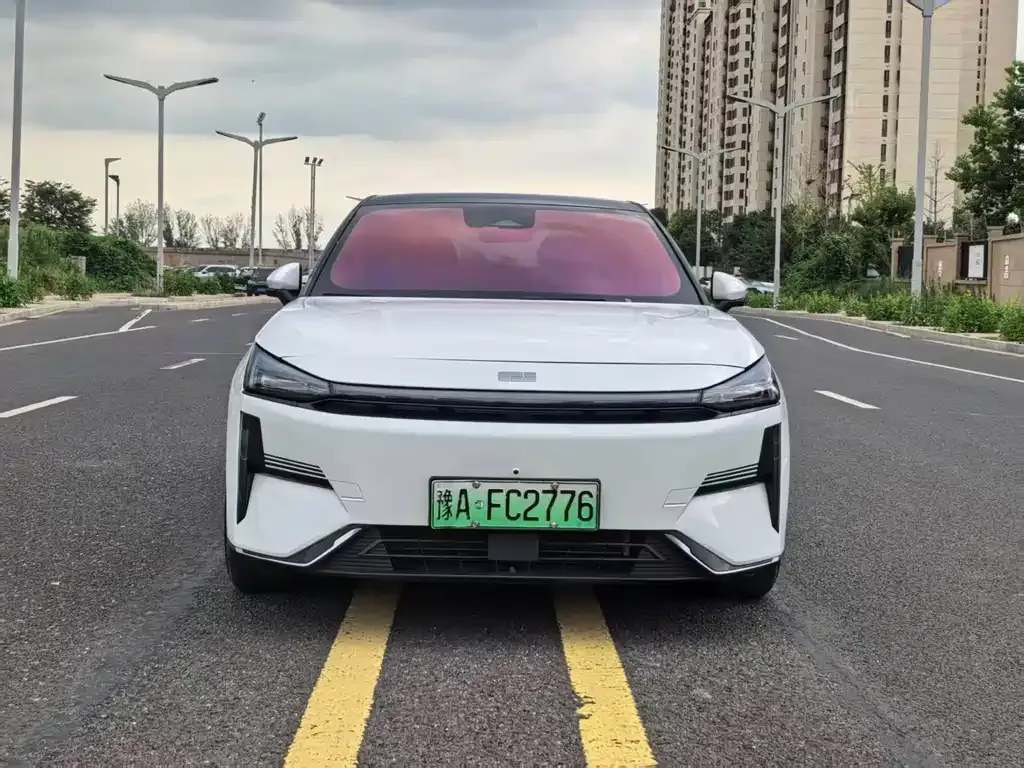 Geely Galaxy L6 — фото 4