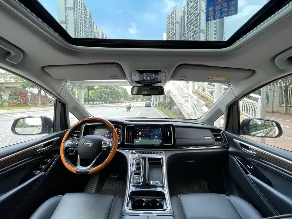GAC Motor Trumpchi M8 — фото 3