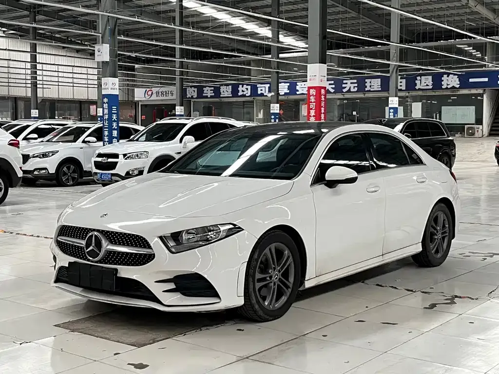 Mercedes-Benz A-Class — фото 1