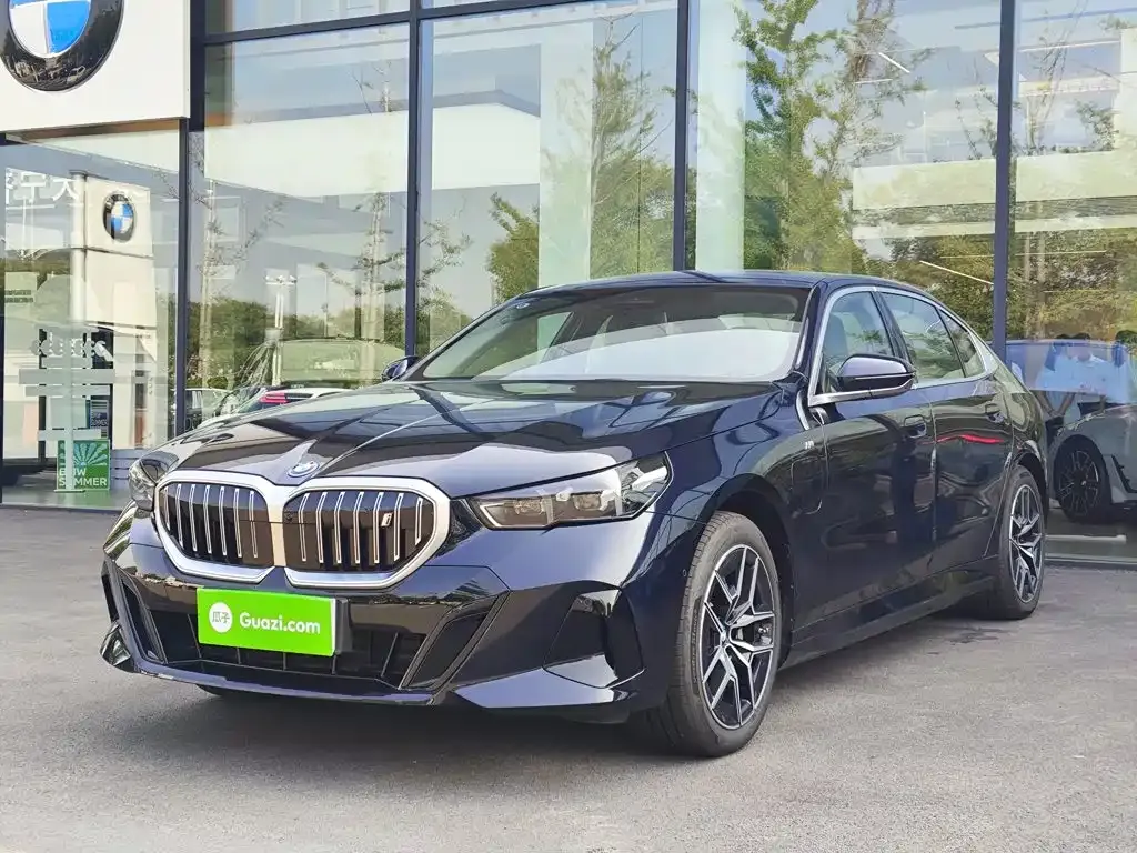 BMW i5 — фото 1