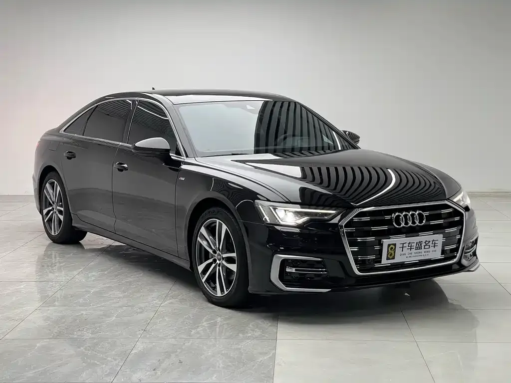Audi A6L — фото 8