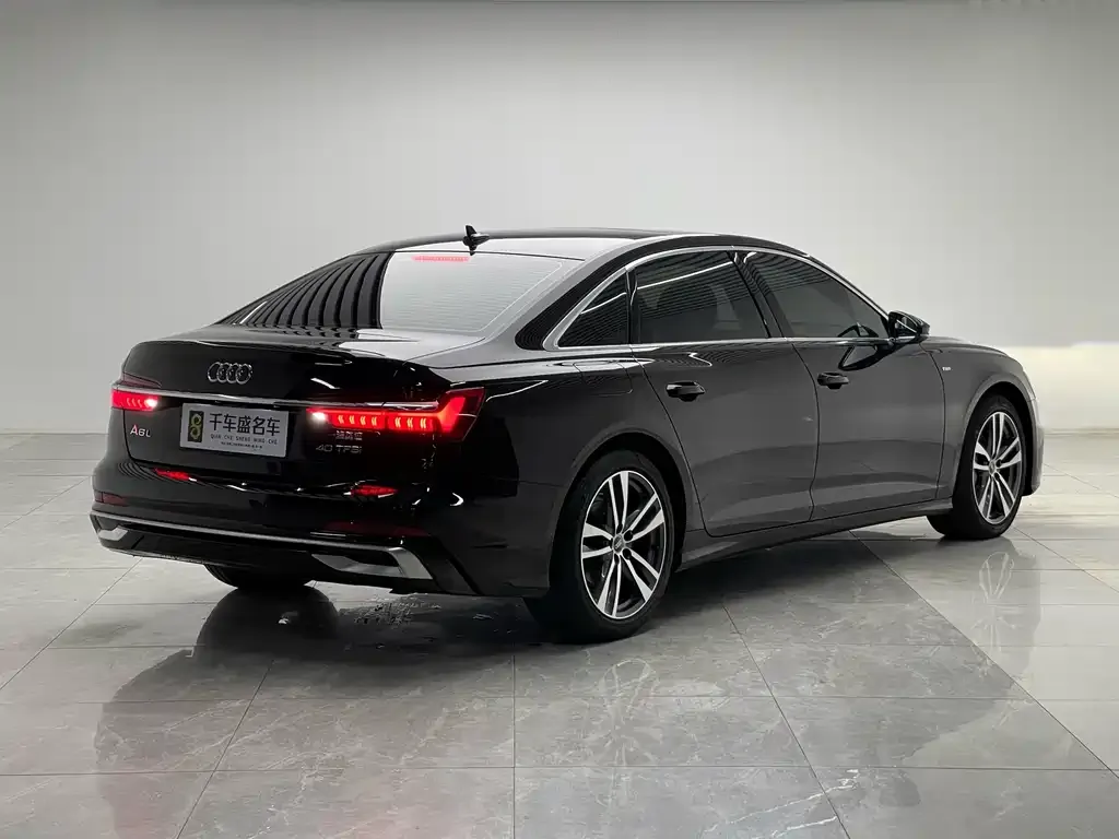 Audi A6L — фото 10
