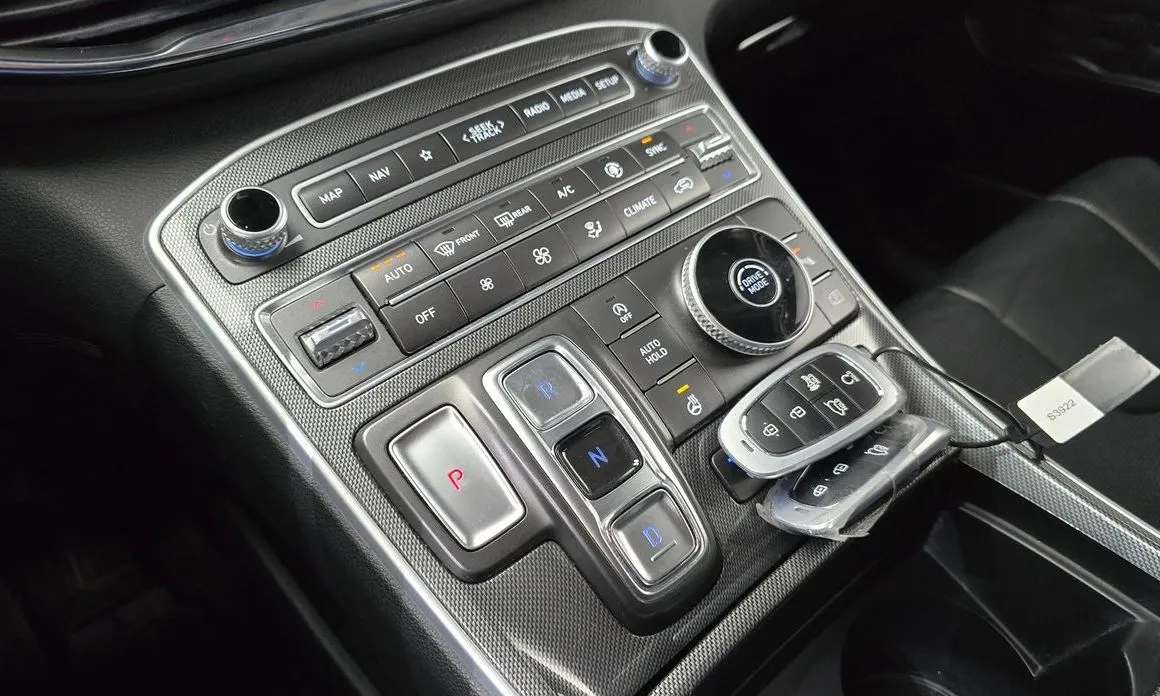 Hyundai Santafe — фото 4