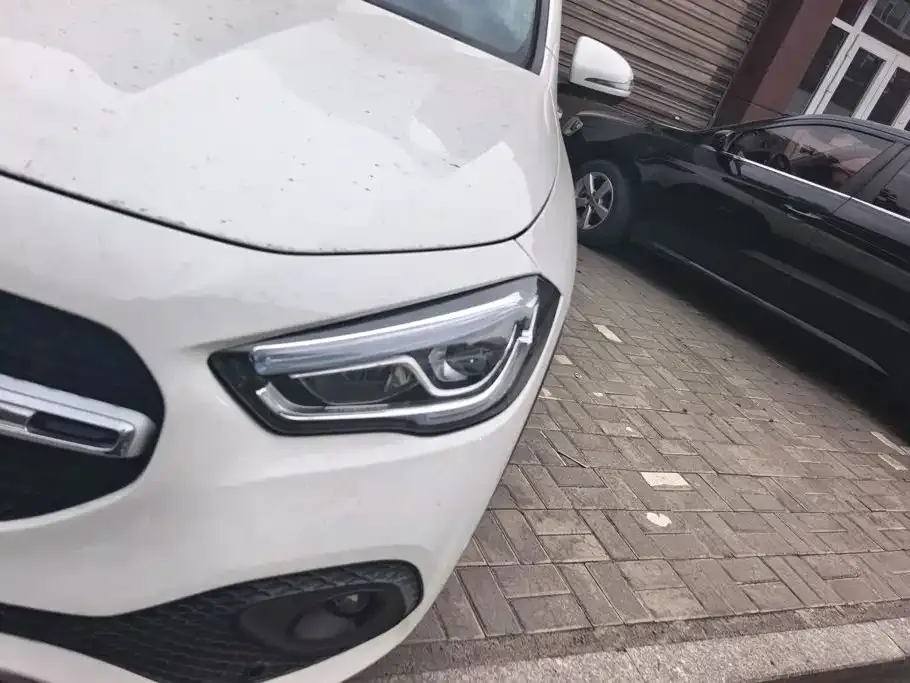 Mercedes-Benz GLA — фото 10