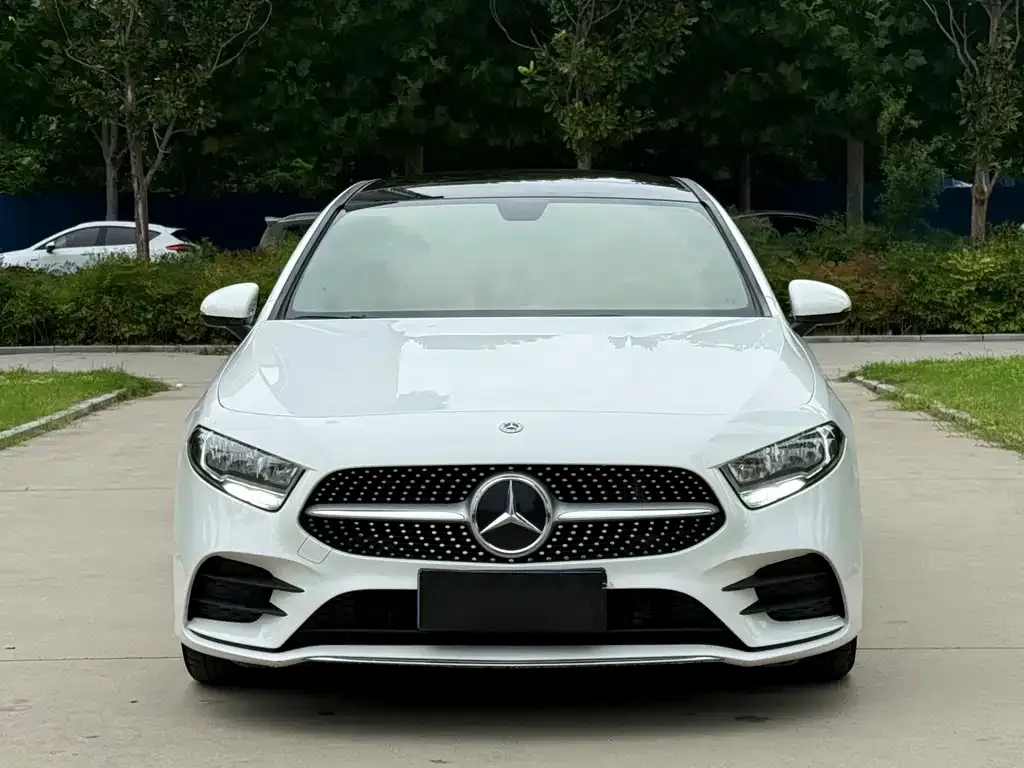 Mercedes-Benz A-Class — фото 9