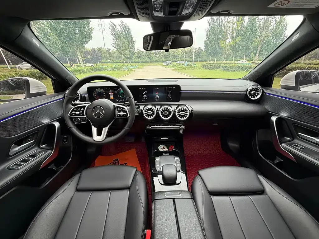 Mercedes-Benz A-Class — фото 10