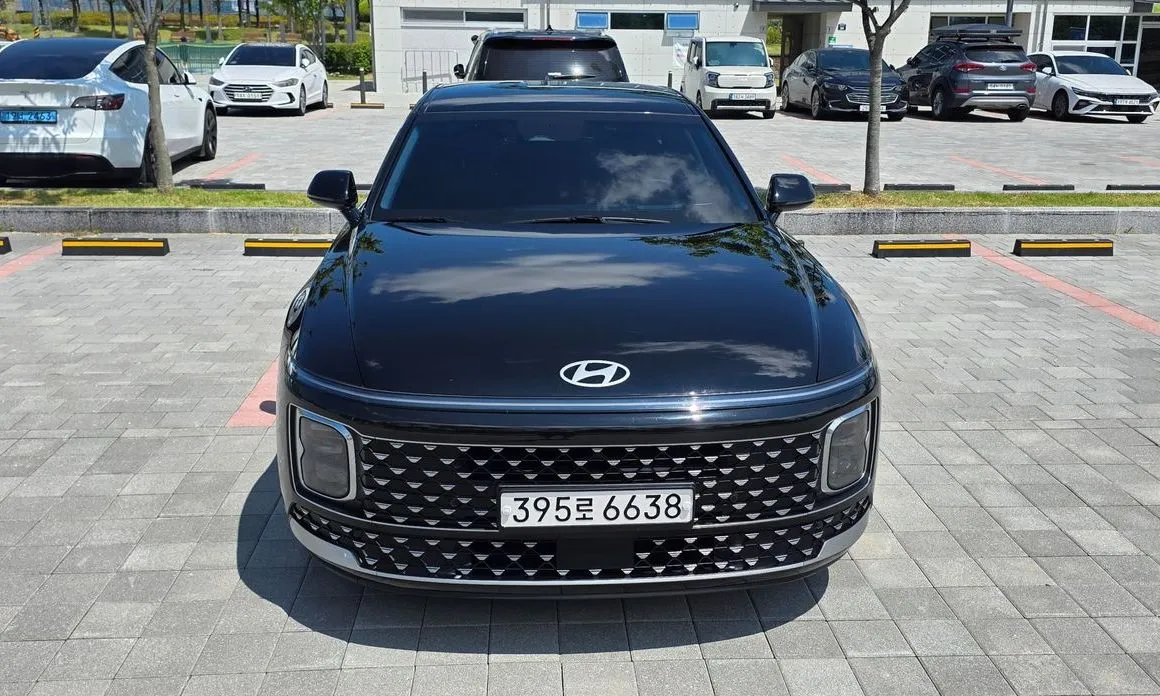 Hyundai Grandeur — фото 1