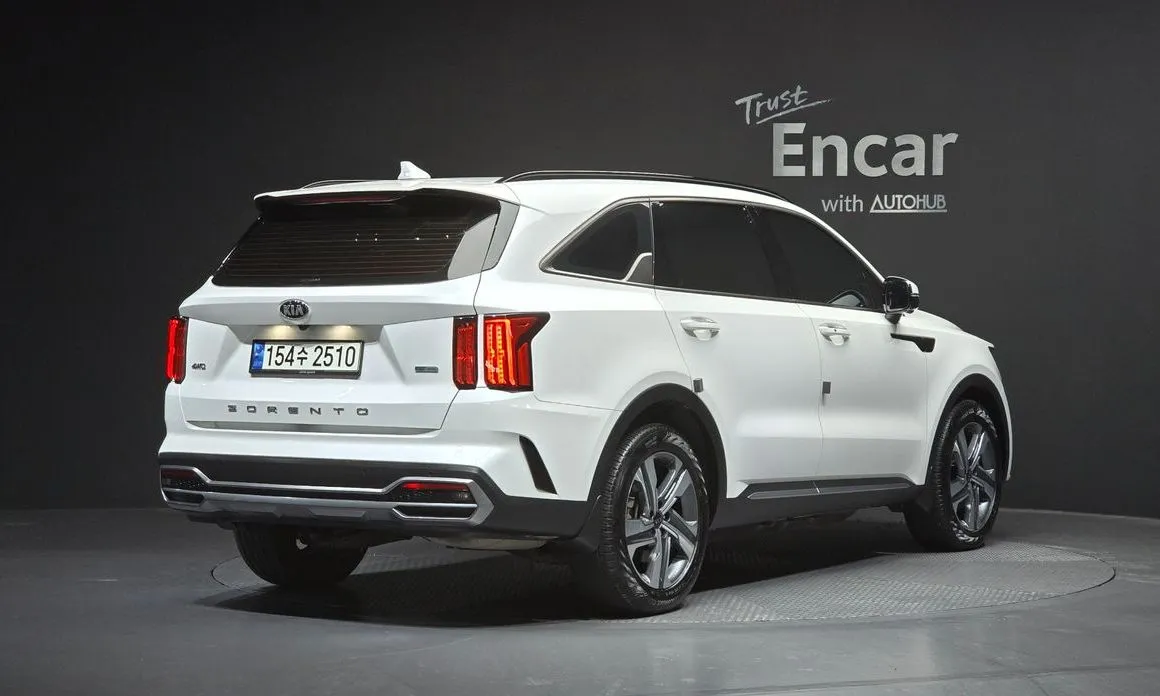 Kia Sorento — фото 5