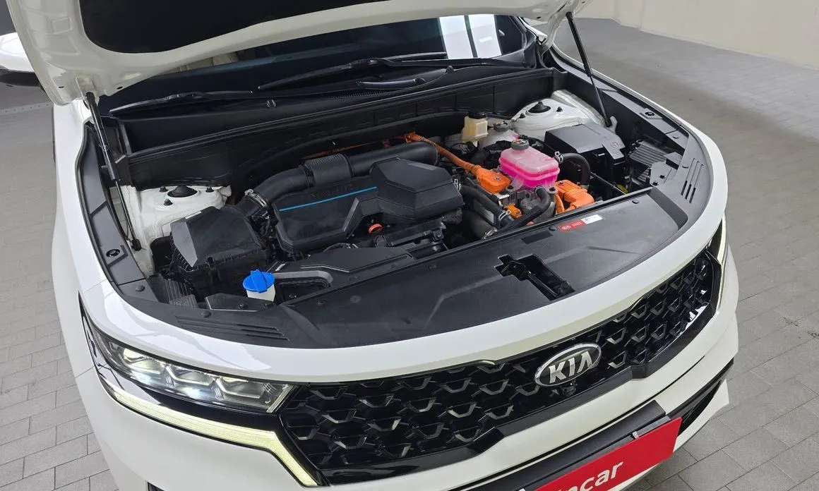 Kia Sorento — фото 7
