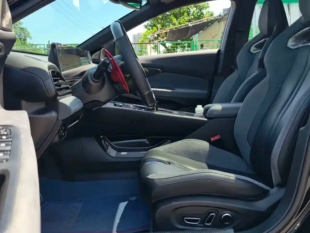 GAC Motor Shadow Leopard — фото 10
