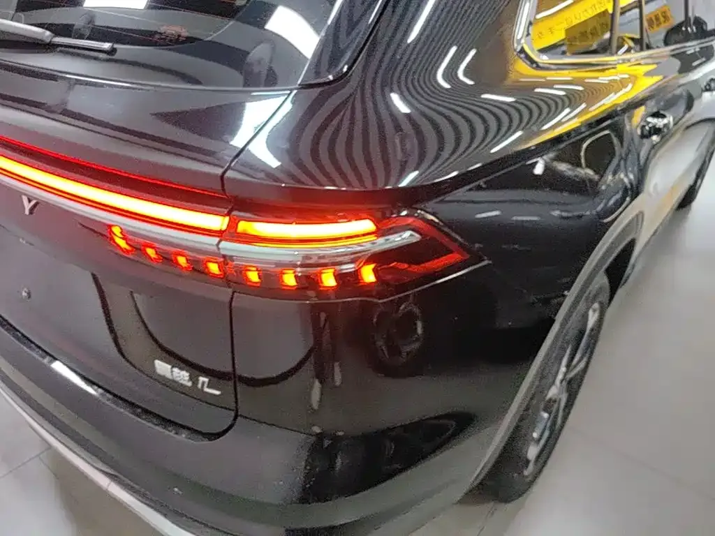 Geely Xingyue L — фото 6